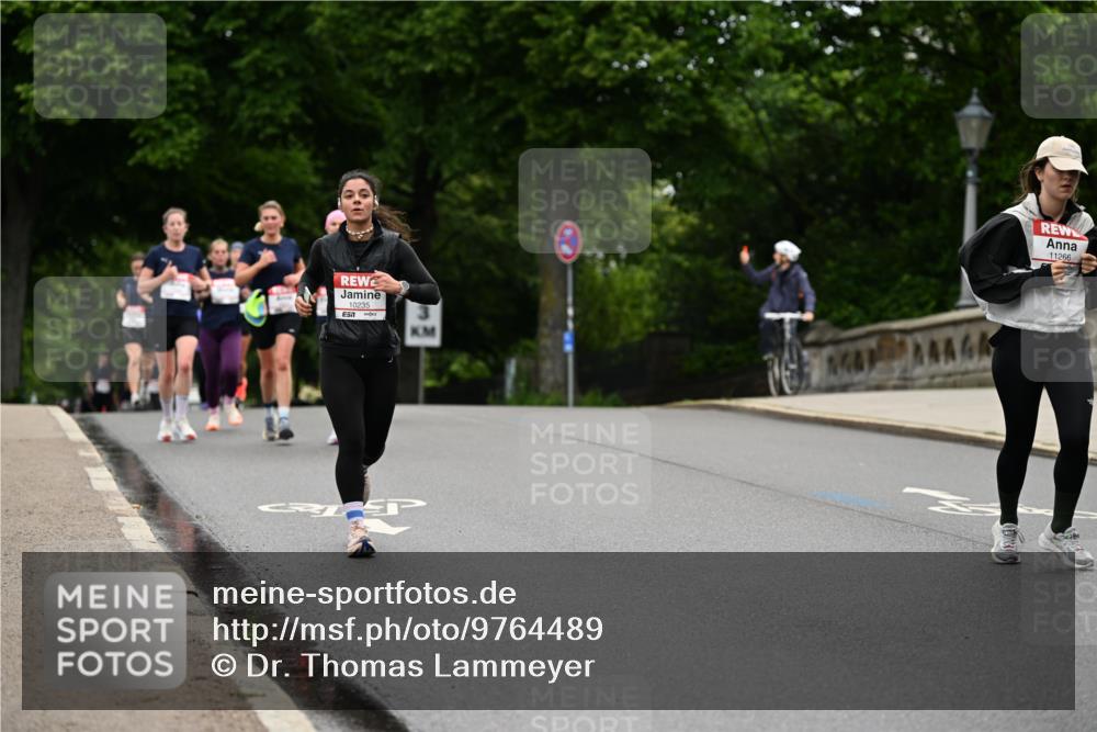 14.06.2026 - REWE Women's Run Dr. Thomas Lammeyer http://msf.ph/oto/9764489 14.06.2026 09:39:18 Laufen 10235, 11266 meine-sportfotos.de
