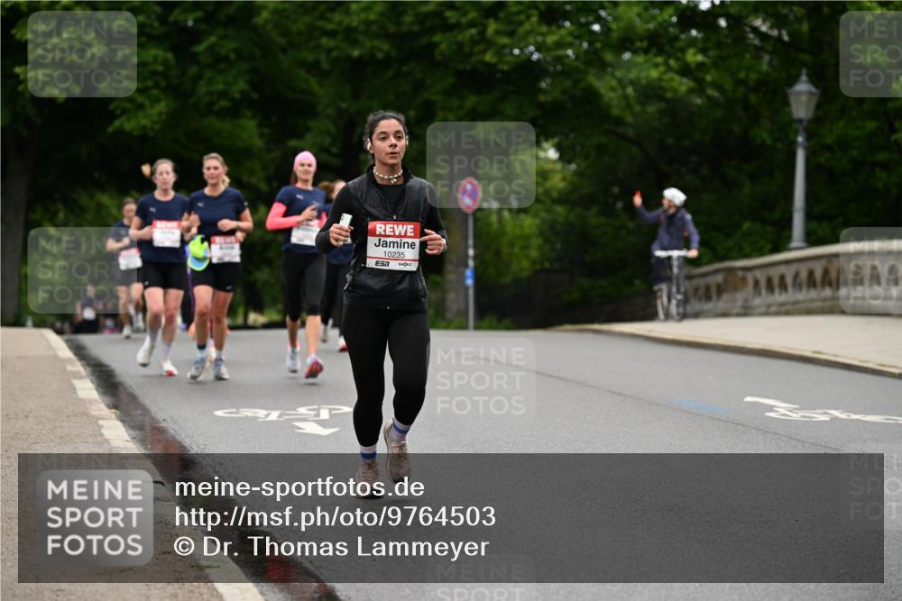 14.06.2026 - REWE Women's Run Dr. Thomas Lammeyer http://msf.ph/oto/9764503 14.06.2026 09:39:18 Laufen 10235, 7 meine-sportfotos.de
