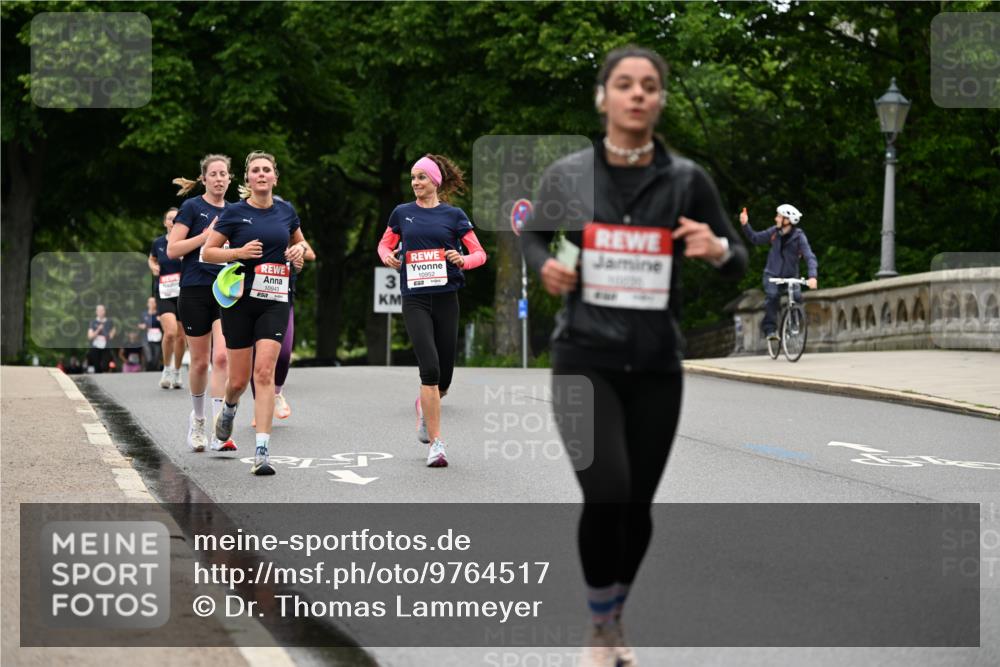 14.06.2026 - REWE Women's Run Dr. Thomas Lammeyer http://msf.ph/oto/9764517 14.06.2026 09:39:20 Laufen 10943, 10952 meine-sportfotos.de