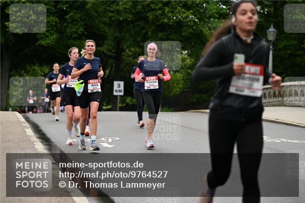 14.06.2026 - REWE Women's Run Dr. Thomas Lammeyer http://msf.ph/oto/9764527 14.06.2026 09:39:20 Laufen 11395, 10943, 10952 meine-sportfotos.de