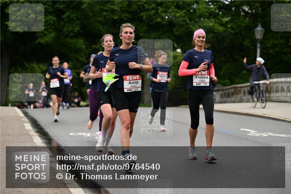14.06.2026 - REWE Women's Run Dr. Thomas Lammeyer http://msf.ph/oto/9764540 14.06.2026 09:39:21 Laufen 10943, 10952, 57 meine-sportfotos.de
