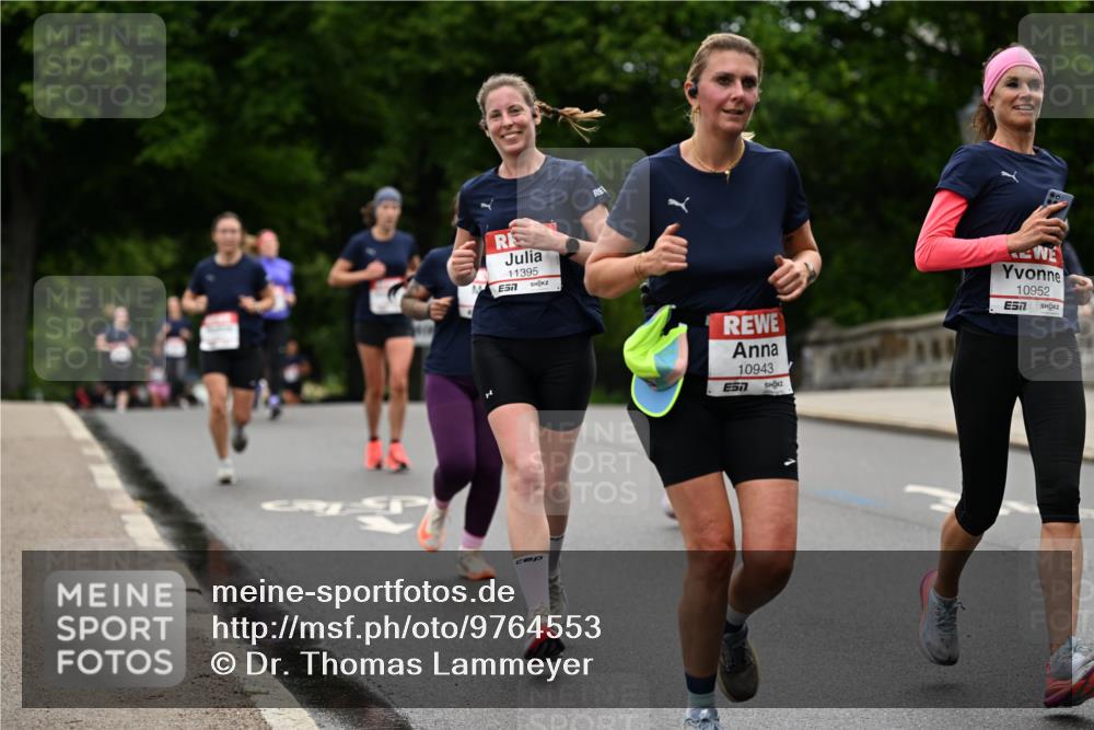 14.06.2026 - REWE Women's Run Dr. Thomas Lammeyer http://msf.ph/oto/9764553 14.06.2026 09:39:22 Laufen 11395, 7, 10943, 57, 10952, 7 meine-sportfotos.de