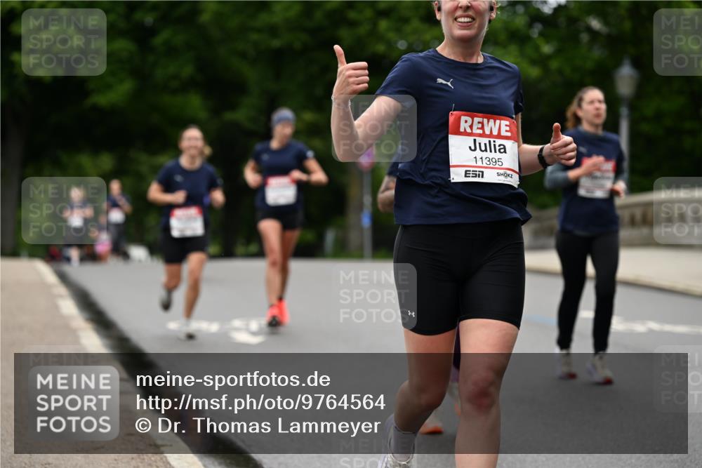 14.06.2026 - REWE Women's Run Dr. Thomas Lammeyer http://msf.ph/oto/9764564 14.06.2026 09:39:23 Laufen 0, 11395 meine-sportfotos.de
