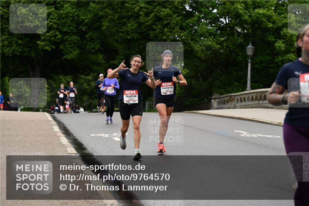 14.06.2026 - REWE Women's Run Dr. Thomas Lammeyer http://msf.ph/oto/9764570 14.06.2026 09:39:24 Laufen 10847, 57, 10632 meine-sportfotos.de
