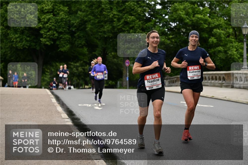 14.06.2026 - REWE Women's Run Dr. Thomas Lammeyer http://msf.ph/oto/9764589 14.06.2026 09:39:26 Laufen 10847, 7, 10632, 7, 444444 meine-sportfotos.de