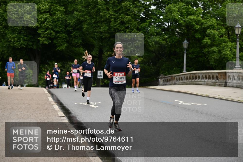 14.06.2026 - REWE Women's Run Dr. Thomas Lammeyer http://msf.ph/oto/9764611 14.06.2026 09:39:32 Laufen 10236, 57 meine-sportfotos.de