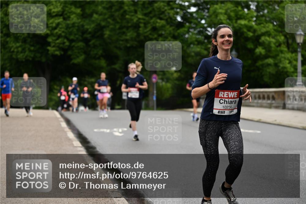 14.06.2026 - REWE Women's Run Dr. Thomas Lammeyer http://msf.ph/oto/9764625 14.06.2026 09:39:33 Laufen 10236 meine-sportfotos.de