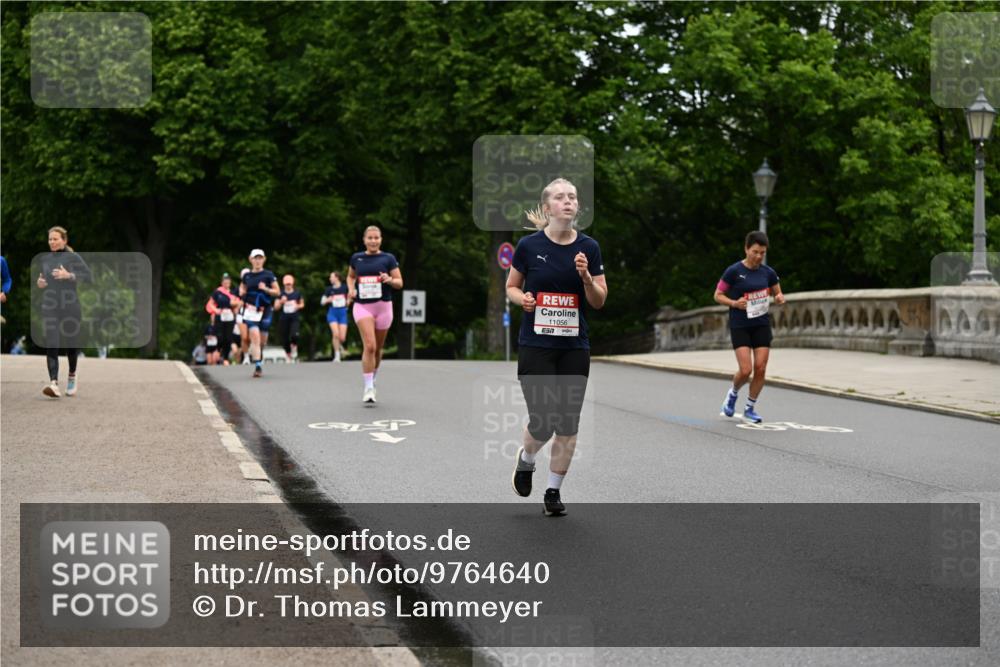 14.06.2026 - REWE Women's Run Dr. Thomas Lammeyer http://msf.ph/oto/9764640 14.06.2026 09:39:35 Laufen 11056 meine-sportfotos.de