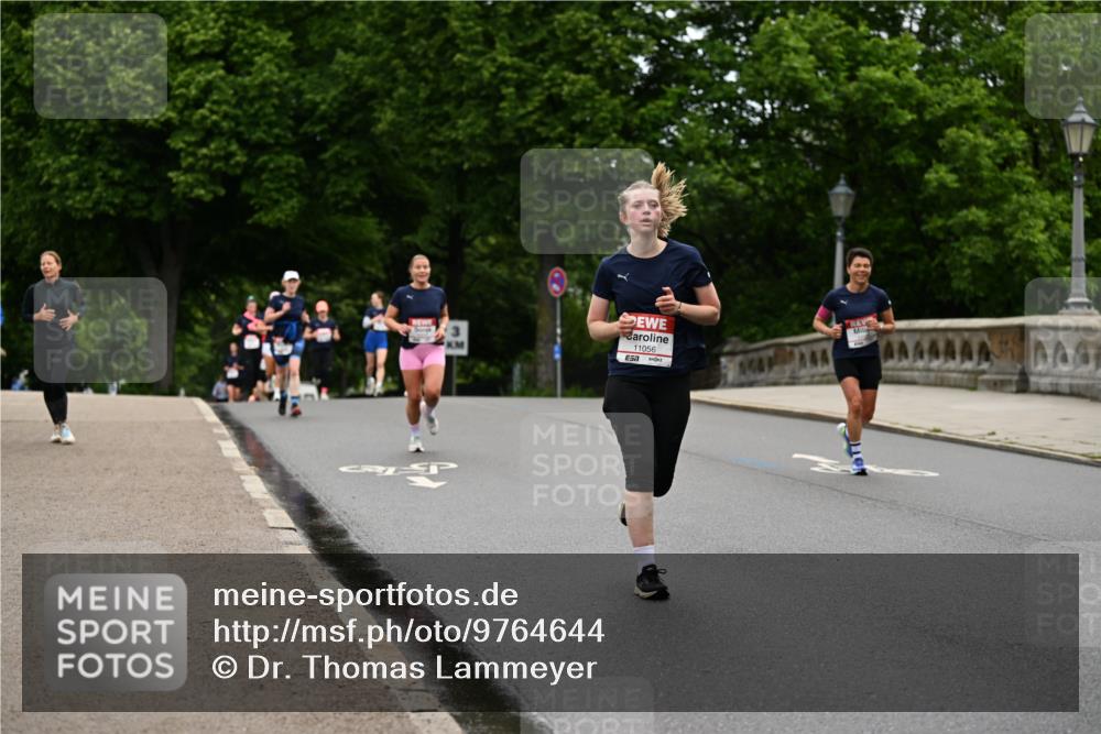 14.06.2026 - REWE Women's Run Dr. Thomas Lammeyer http://msf.ph/oto/9764644 14.06.2026 09:39:35 Laufen 11056, 57, 44444 meine-sportfotos.de