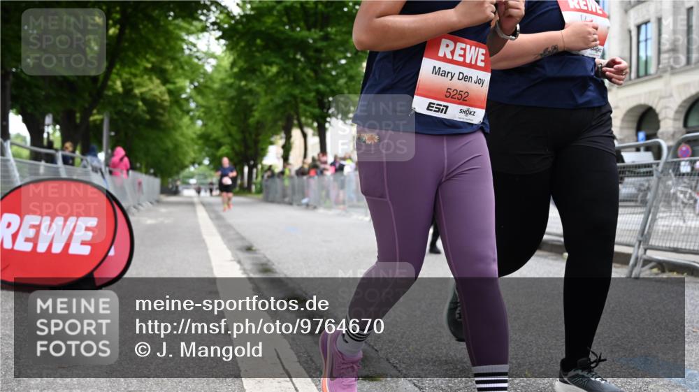 14.06.2026 - REWE Women's Run J. Mangold http://msf.ph/oto/9764670 14.06.2026 11:13:04 Ziel 5057, 5252, 5299, 5537, 5564, 5645, 5678, 5726, 5955, 6033, 6059 meine-sportfotos.de