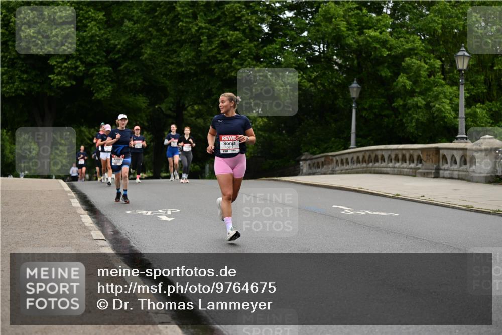 14.06.2026 - REWE Women's Run Dr. Thomas Lammeyer http://msf.ph/oto/9764675 14.06.2026 09:39:37 Laufen 10012 meine-sportfotos.de