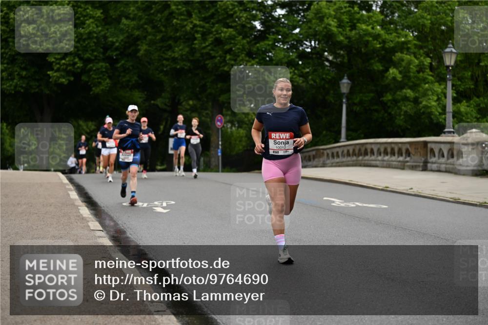 14.06.2026 - REWE Women's Run Dr. Thomas Lammeyer http://msf.ph/oto/9764690 14.06.2026 09:39:38 Laufen 10012 meine-sportfotos.de