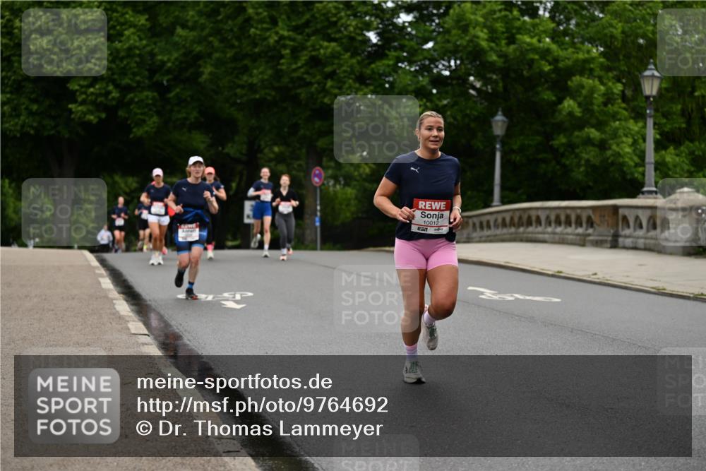 14.06.2026 - REWE Women's Run Dr. Thomas Lammeyer http://msf.ph/oto/9764692 14.06.2026 09:39:38 Laufen 10012, 7 meine-sportfotos.de