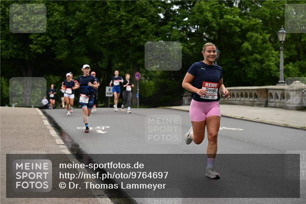 14.06.2026 - REWE Women's Run Dr. Thomas Lammeyer http://msf.ph/oto/9764697 14.06.2026 09:39:38 Laufen 10012 meine-sportfotos.de