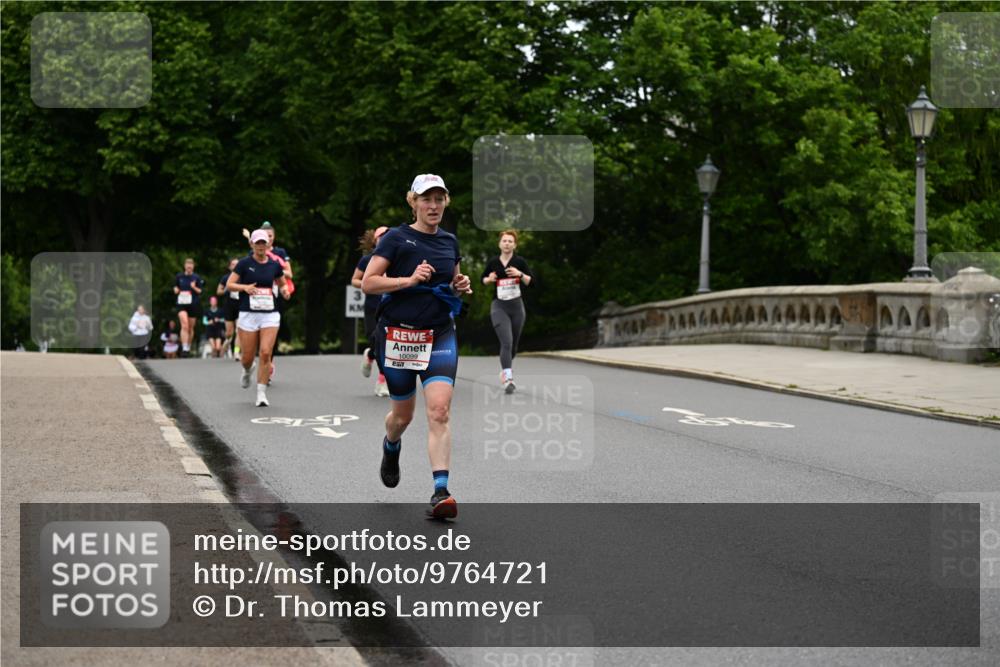 14.06.2026 - REWE Women's Run Dr. Thomas Lammeyer http://msf.ph/oto/9764721 14.06.2026 09:39:40 Laufen 10099 meine-sportfotos.de
