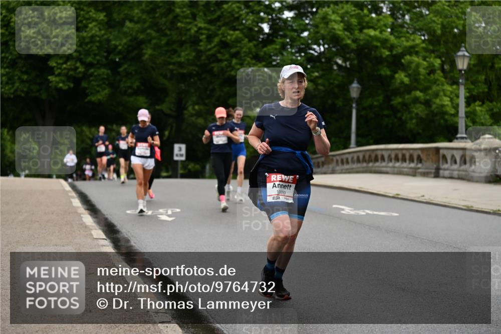 14.06.2026 - REWE Women's Run Dr. Thomas Lammeyer http://msf.ph/oto/9764732 14.06.2026 09:39:41 Laufen 10099 meine-sportfotos.de