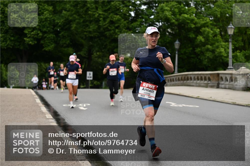 14.06.2026 - REWE Women's Run Dr. Thomas Lammeyer http://msf.ph/oto/9764734 14.06.2026 09:39:41 Laufen 10099, 7 meine-sportfotos.de