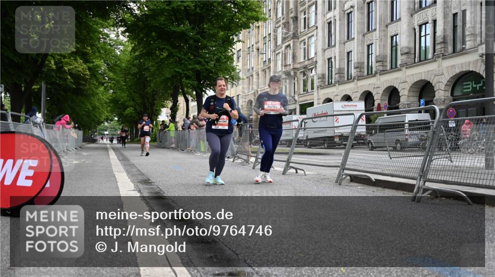 14.06.2026 - REWE Women's Run J. Mangold http://msf.ph/oto/9764746 14.06.2026 11:14:06 Ziel 5405, 5558 meine-sportfotos.de