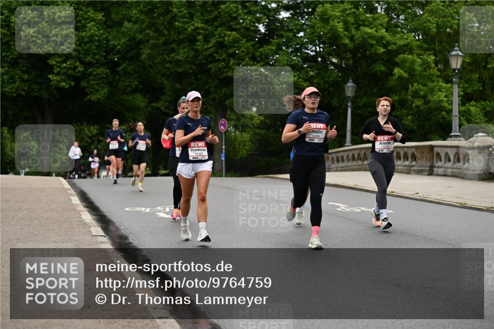 14.06.2026 - REWE Women's Run Dr. Thomas Lammeyer http://msf.ph/oto/9764759 14.06.2026 09:39:42 Laufen 11167, 10984, 11270, 4444444 meine-sportfotos.de