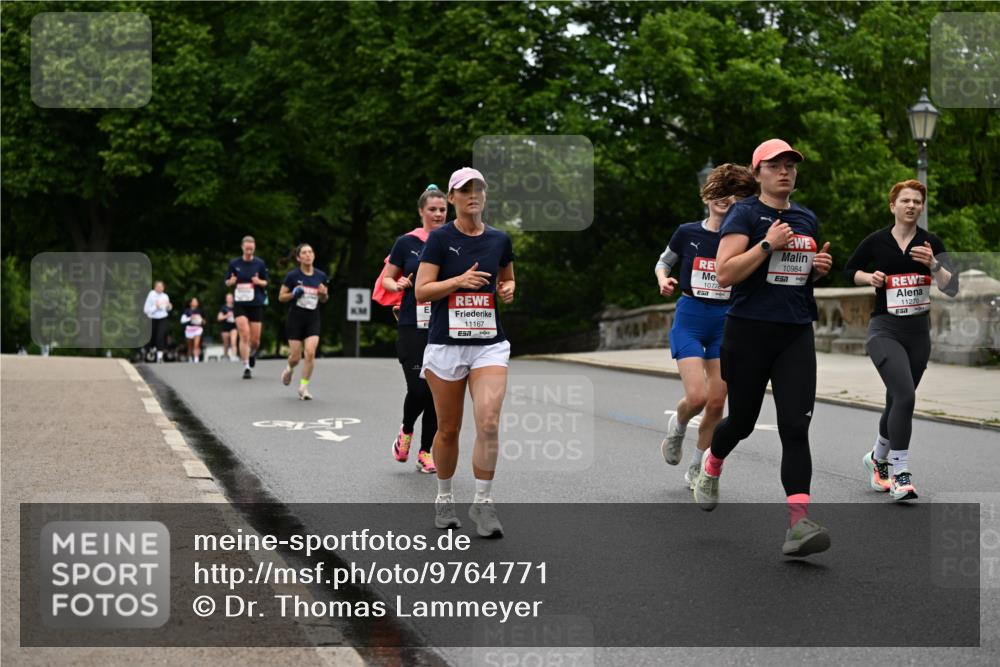 14.06.2026 - REWE Women's Run Dr. Thomas Lammeyer http://msf.ph/oto/9764771 14.06.2026 09:39:43 Laufen 11167, 10984, 11270, 7, 571, 10776 meine-sportfotos.de