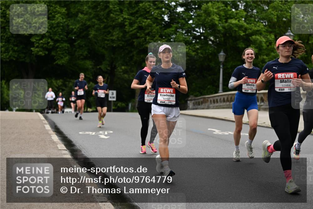 14.06.2026 - REWE Women's Run Dr. Thomas Lammeyer http://msf.ph/oto/9764779 14.06.2026 09:39:44 Laufen 11272, 11167, 7, 10778, 10984, 7 meine-sportfotos.de
