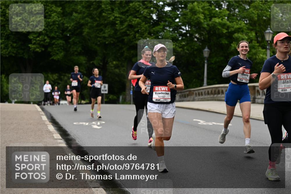 14.06.2026 - REWE Women's Run Dr. Thomas Lammeyer http://msf.ph/oto/9764781 14.06.2026 09:39:44 Laufen 127, 11167, 10778, 10984, 51 meine-sportfotos.de