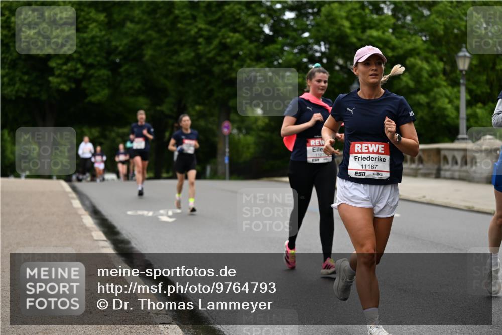 14.06.2026 - REWE Women's Run Dr. Thomas Lammeyer http://msf.ph/oto/9764793 14.06.2026 09:39:44 Laufen 1127, 11167, 7 meine-sportfotos.de