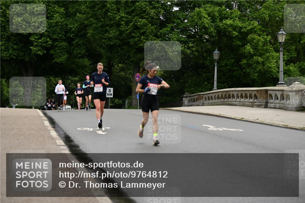 14.06.2026 - REWE Women's Run Dr. Thomas Lammeyer http://msf.ph/oto/9764812 14.06.2026 09:39:46 Laufen 3 meine-sportfotos.de
