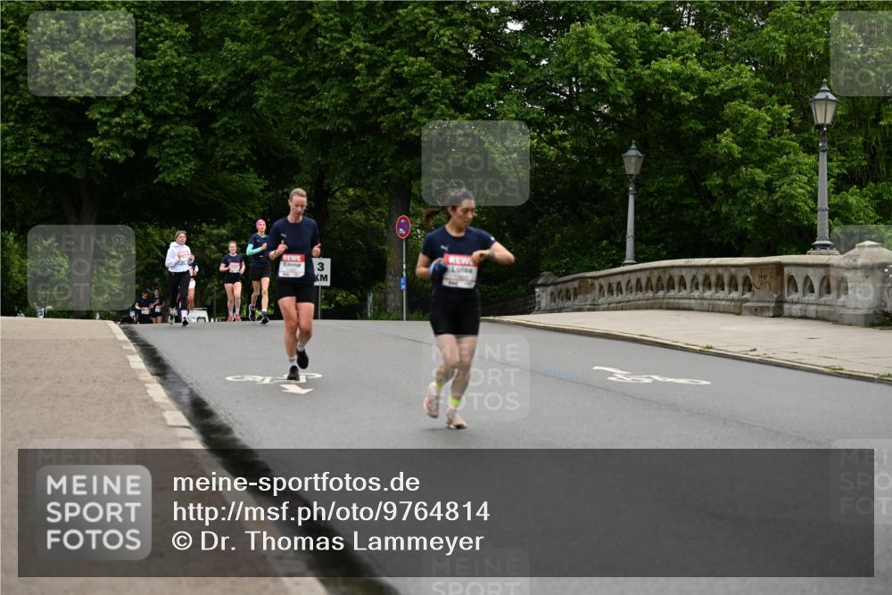 14.06.2026 - REWE Women's Run Dr. Thomas Lammeyer http://msf.ph/oto/9764814 14.06.2026 09:39:46 Laufen 3 meine-sportfotos.de