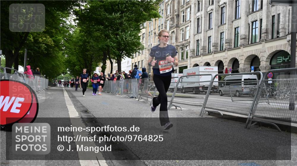 14.06.2026 - REWE Women's Run J. Mangold http://msf.ph/oto/9764825 14.06.2026 11:14:58 Ziel 5425 meine-sportfotos.de