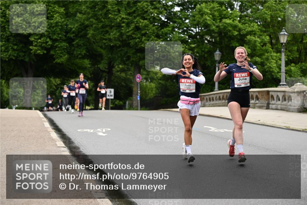 14.06.2026 - REWE Women's Run Dr. Thomas Lammeyer http://msf.ph/oto/9764905 14.06.2026 09:39:55 Laufen 11502, 10434, 7 meine-sportfotos.de