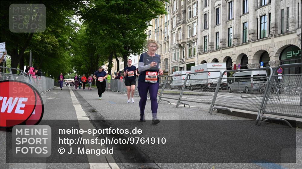 14.06.2026 - REWE Women's Run J. Mangold http://msf.ph/oto/9764910 14.06.2026 11:15:14 Ziel 5184, 5497, 5768, 5862 meine-sportfotos.de