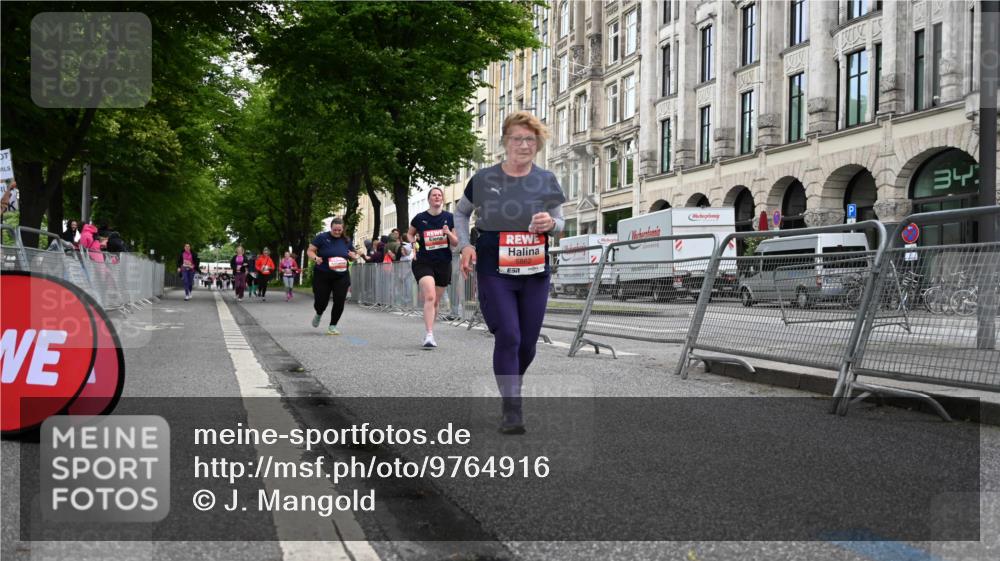 14.06.2026 - REWE Women's Run J. Mangold http://msf.ph/oto/9764916 14.06.2026 11:15:15 Ziel 5184, 5497, 5862 meine-sportfotos.de