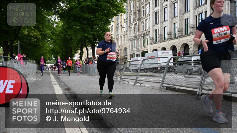 14.06.2026 - REWE Women's Run J. Mangold http://msf.ph/oto/9764934 14.06.2026 11:15:18 Ziel 5184, 5497, 5862 meine-sportfotos.de
