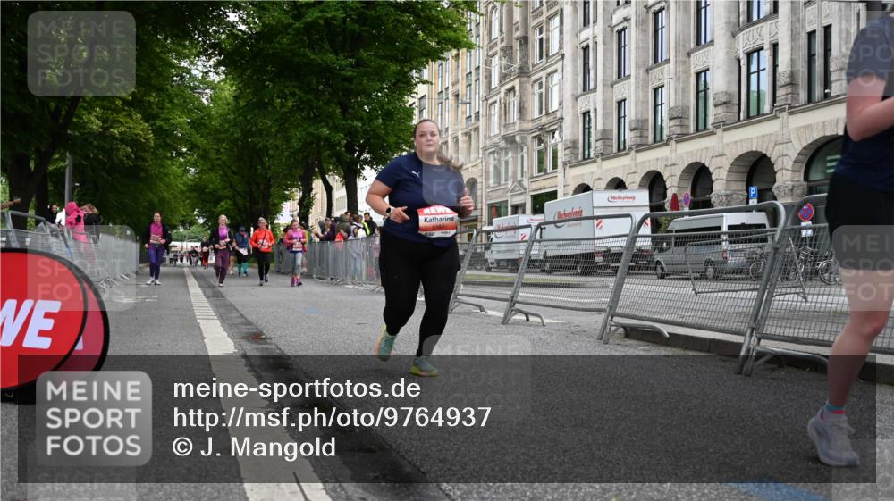 14.06.2026 - REWE Women's Run J. Mangold http://msf.ph/oto/9764937 14.06.2026 11:15:19 Ziel 5184, 5497, 5862 meine-sportfotos.de