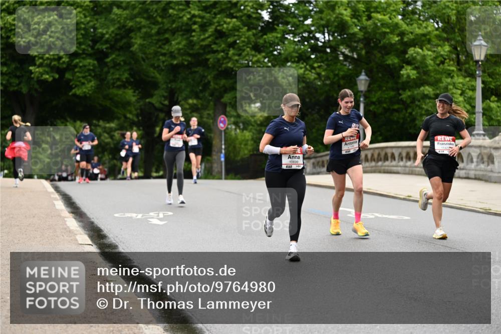 14.06.2026 - REWE Women's Run Dr. Thomas Lammeyer http://msf.ph/oto/9764980 14.06.2026 09:40:02 Laufen 10699, 57, 1305, 11429 meine-sportfotos.de