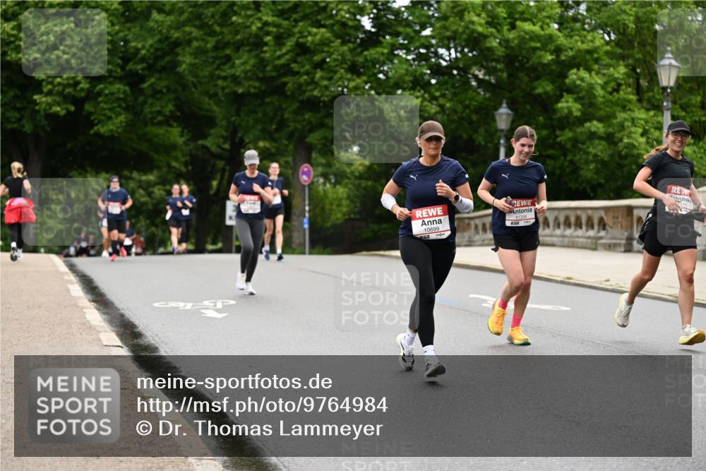14.06.2026 - REWE Women's Run Dr. Thomas Lammeyer http://msf.ph/oto/9764984 14.06.2026 09:40:02 Laufen 10699, 50, 11335 meine-sportfotos.de
