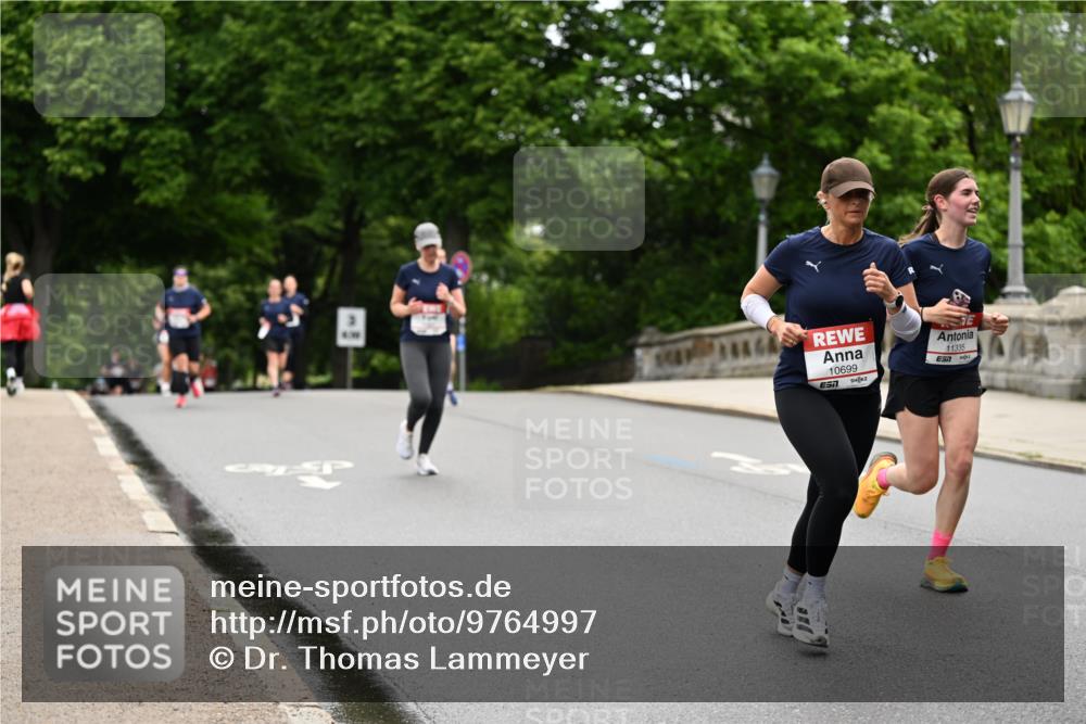 14.06.2026 - REWE Women's Run Dr. Thomas Lammeyer http://msf.ph/oto/9764997 14.06.2026 09:40:03 Laufen 11335, 10699, 7 meine-sportfotos.de