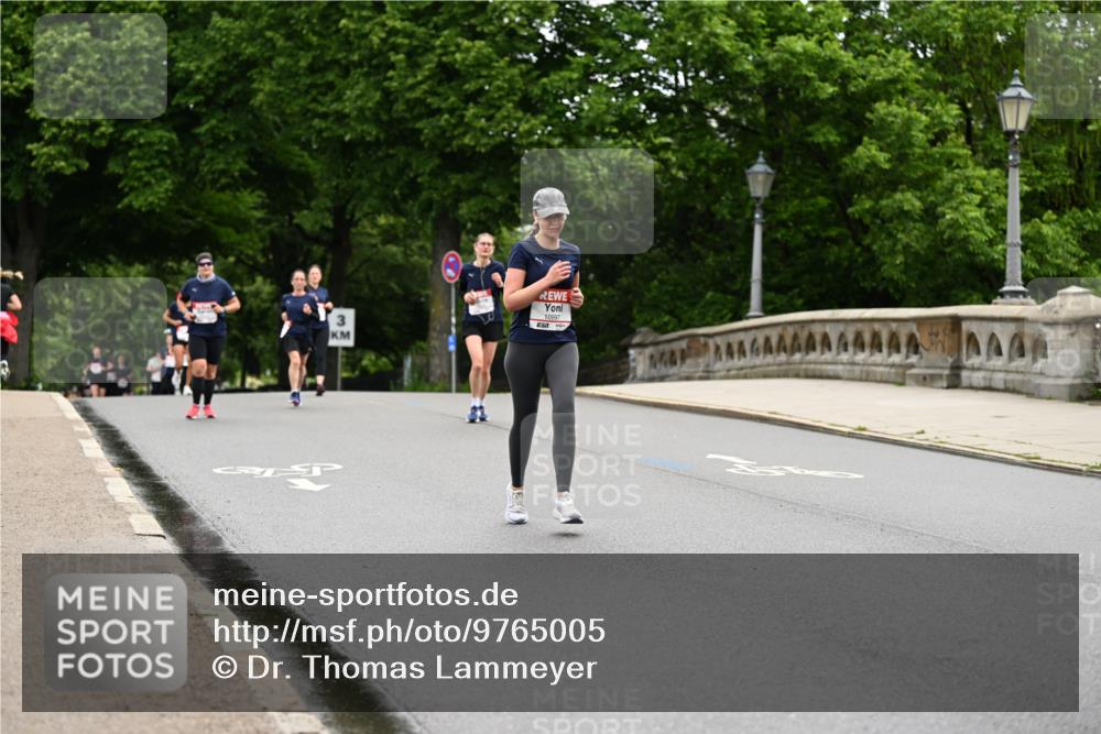 14.06.2026 - REWE Women's Run Dr. Thomas Lammeyer http://msf.ph/oto/9765005 14.06.2026 09:40:04 Laufen 3, 10997 meine-sportfotos.de