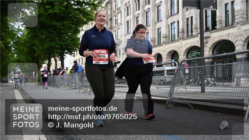 14.06.2026 - REWE Women's Run J. Mangold http://msf.ph/oto/9765025 14.06.2026 11:16:09 Ziel 5269, 5636 meine-sportfotos.de