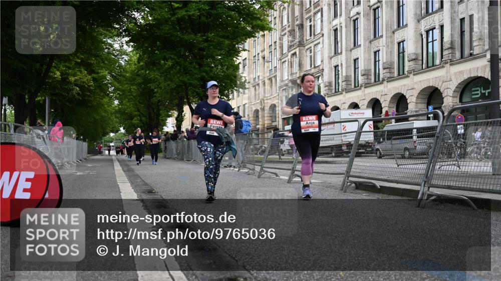 14.06.2026 - REWE Women's Run J. Mangold http://msf.ph/oto/9765036 14.06.2026 11:16:16 Ziel 5506, 5706 meine-sportfotos.de