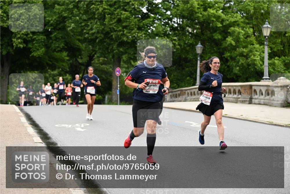 14.06.2026 - REWE Women's Run Dr. Thomas Lammeyer http://msf.ph/oto/9765059 14.06.2026 09:40:08 Laufen 10372, 7, 10097 meine-sportfotos.de