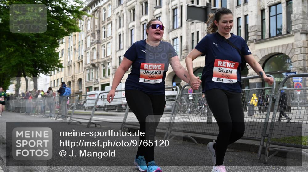 14.06.2026 - REWE Women's Run J. Mangold http://msf.ph/oto/9765120 14.06.2026 11:16:31 Ziel 5163, 5495, 5628, 6004 meine-sportfotos.de