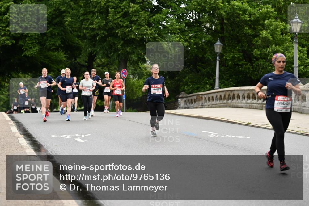 14.06.2026 - REWE Women's Run Dr. Thomas Lammeyer http://msf.ph/oto/9765136 14.06.2026 09:40:15 Laufen 1098, 133 meine-sportfotos.de