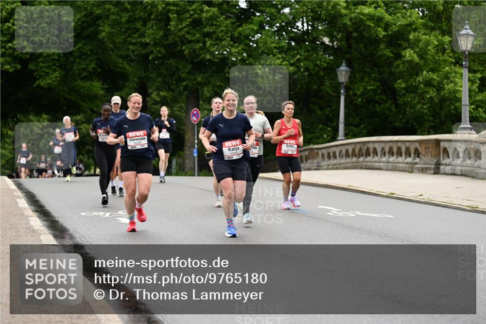 14.06.2026 - REWE Women's Run Dr. Thomas Lammeyer http://msf.ph/oto/9765180 14.06.2026 09:40:18 Laufen 10154, 10066 meine-sportfotos.de