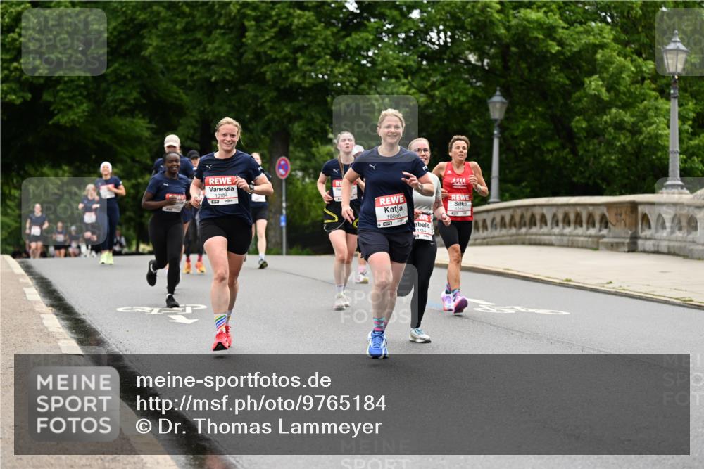 14.06.2026 - REWE Women's Run Dr. Thomas Lammeyer http://msf.ph/oto/9765184 14.06.2026 09:40:18 Laufen 10154, 57, 10066, 1454, 10150 meine-sportfotos.de