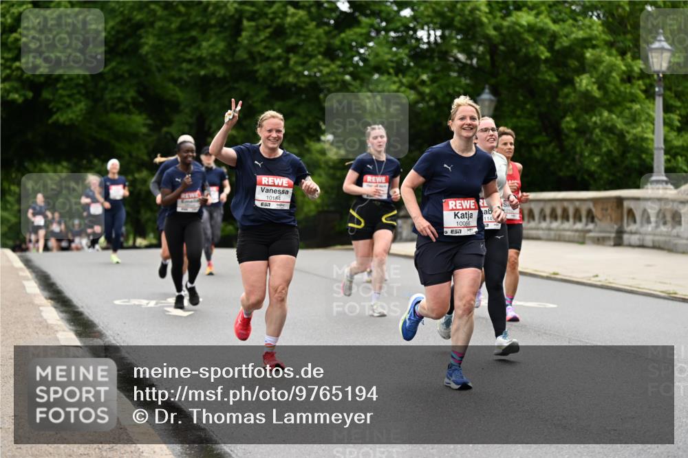 14.06.2026 - REWE Women's Run Dr. Thomas Lammeyer http://msf.ph/oto/9765194 14.06.2026 09:40:19 Laufen 10154, 1145, 10066, 77 meine-sportfotos.de