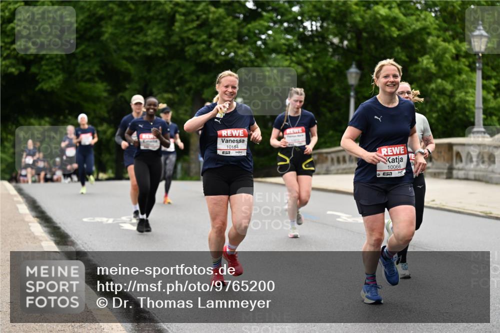 14.06.2026 - REWE Women's Run Dr. Thomas Lammeyer http://msf.ph/oto/9765200 14.06.2026 09:40:19 Laufen 10154, 10066 meine-sportfotos.de