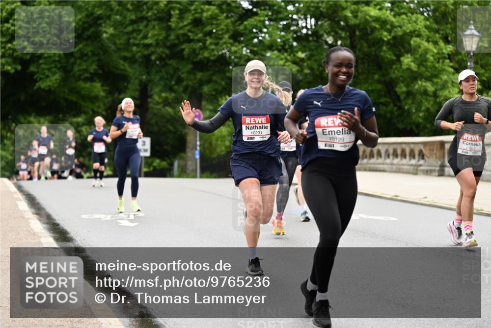 14.06.2026 - REWE Women's Run Dr. Thomas Lammeyer http://msf.ph/oto/9765236 14.06.2026 09:40:21 Laufen 10231, 10129, 10662 meine-sportfotos.de