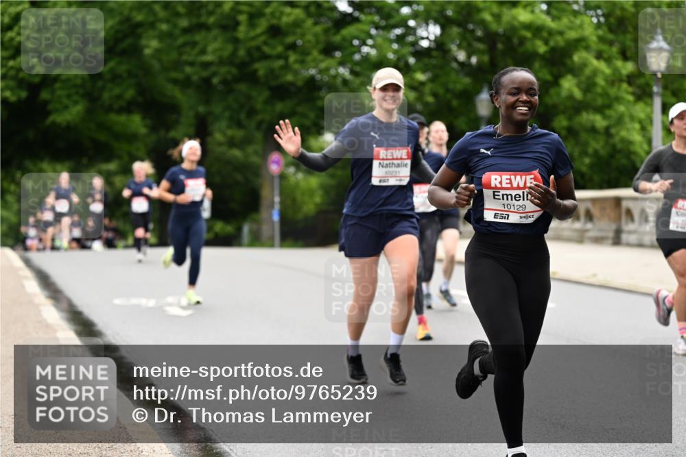 14.06.2026 - REWE Women's Run Dr. Thomas Lammeyer http://msf.ph/oto/9765239 14.06.2026 09:40:22 Laufen 10231, 10129 meine-sportfotos.de